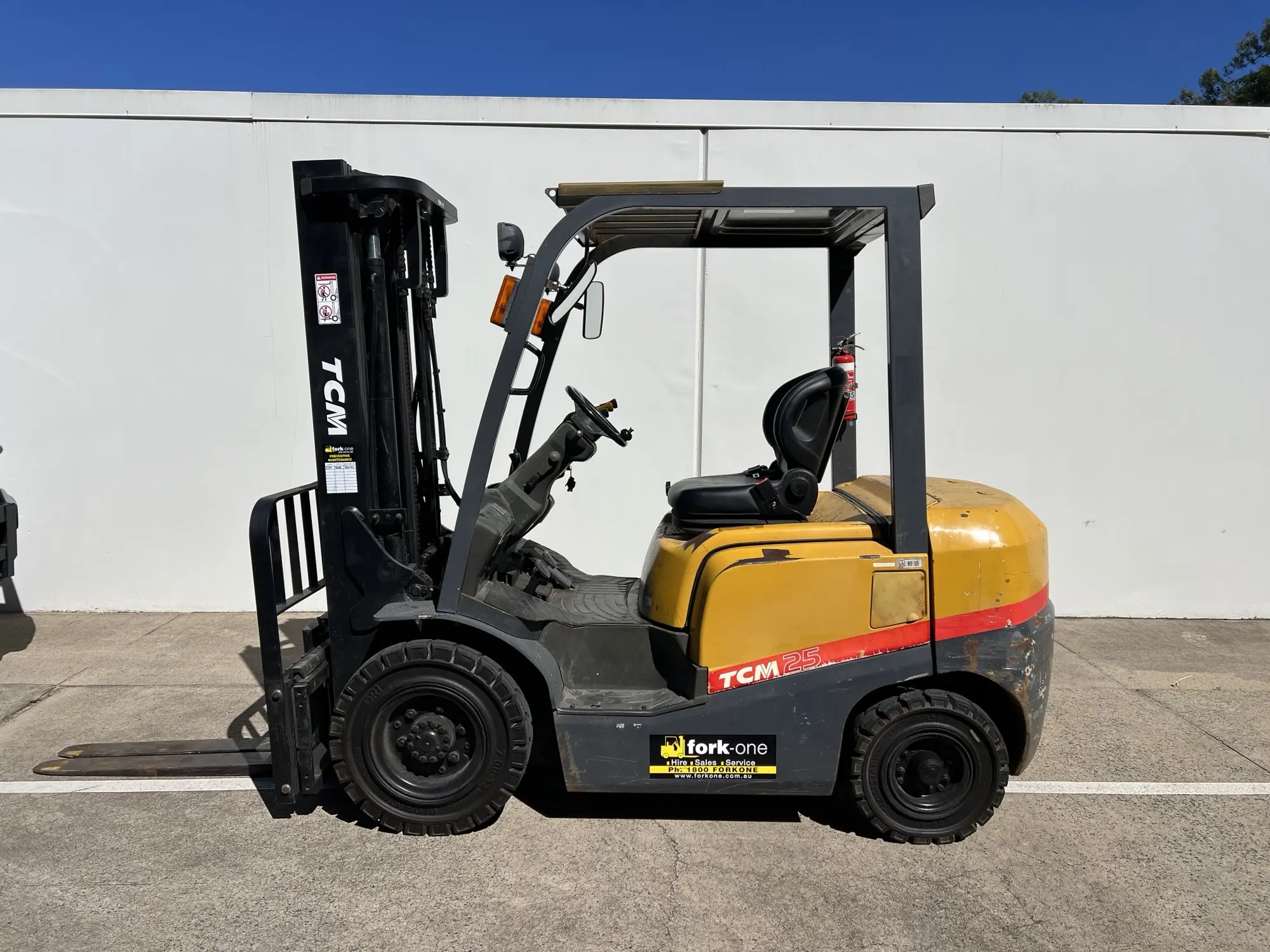 TCM 2.5T Diesel Forklift TRT#02
