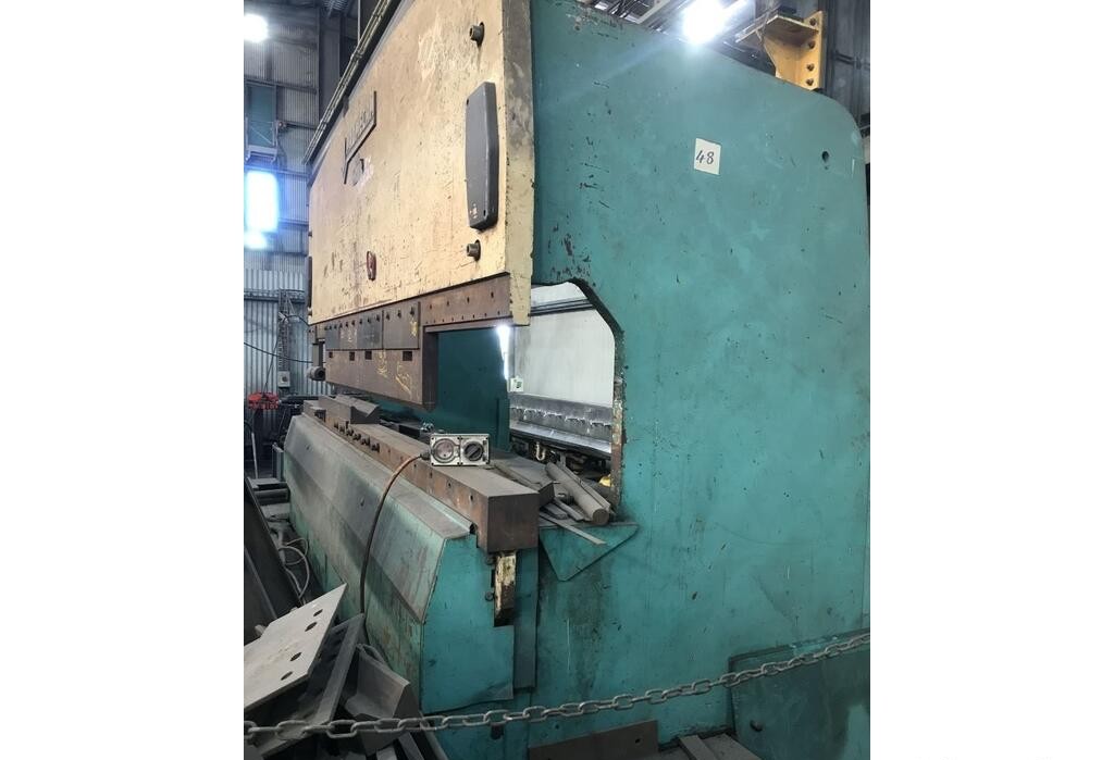 Promacan 200t press brake Stock # TRT20 - Image 9