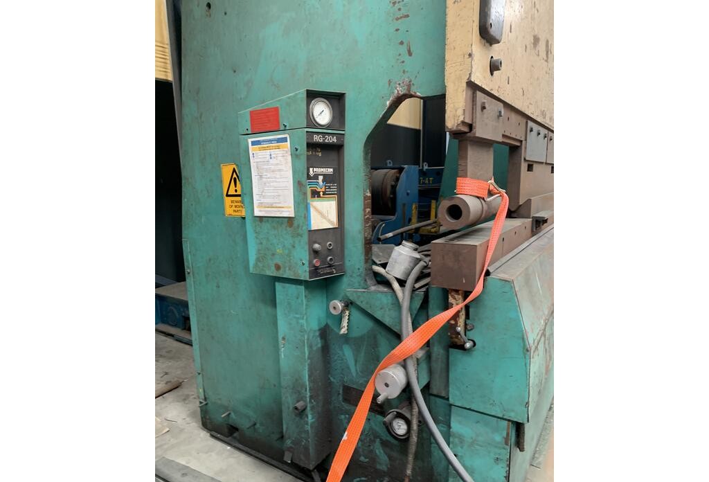 Promacan 200t press brake Stock # TRT20 - Image 10