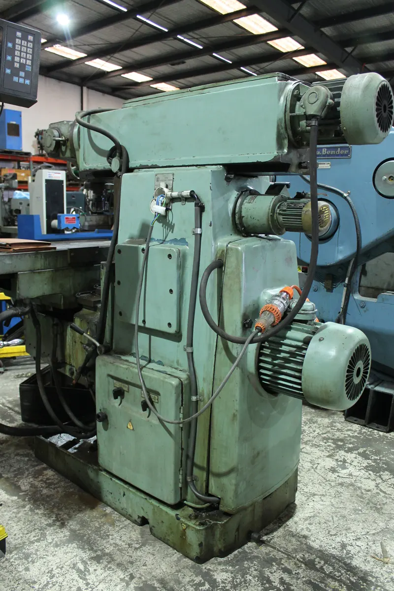 Stankoimport 6P 82 III Universal Milling Machine TRT#52 - Image 4